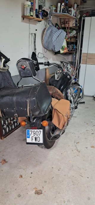 Kawasaki Vulcan 900 Custom Negra