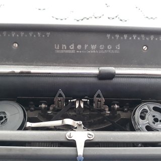 Máquina escribir antigua marca underwood
