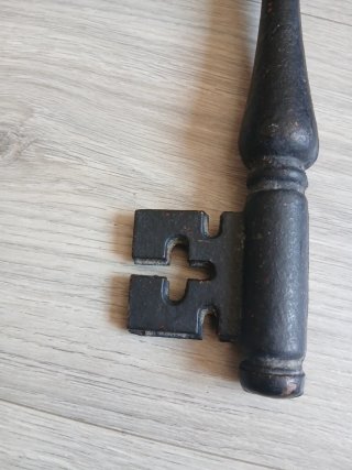 Llave decorativa hierro vintage grande