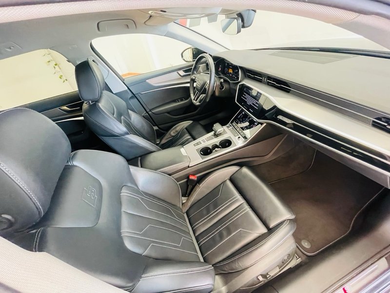 Audi A6 2022, foto 11