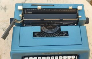 Máquina de escribir Olivetti Studio 46 Azul