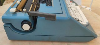 Máquina de escribir Olivetti Studio 46 Azul