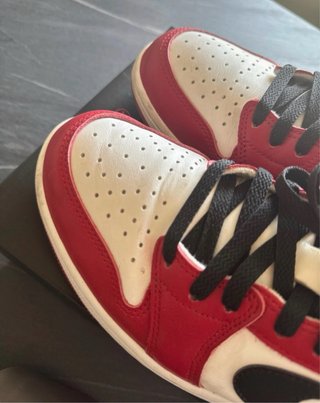 Sneakers Nike Jordan 1 low retro Chicago 44