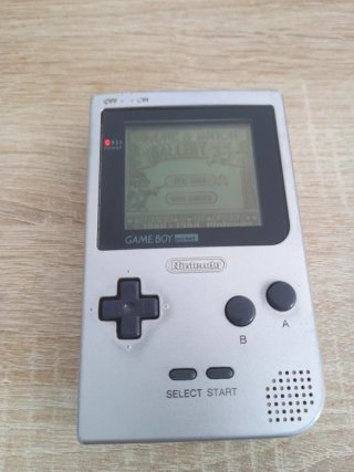 Nintendo Game Boy Pocket