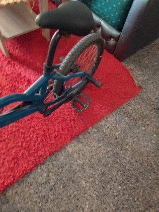 Bicicleta BMX azul Precio negociable