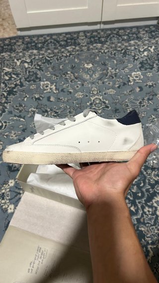Golden Goose Superstar Sneakers Grigio Bianco.