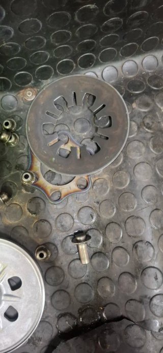 Campana Embrague nucleo plato Kawasaki kxf 450 24