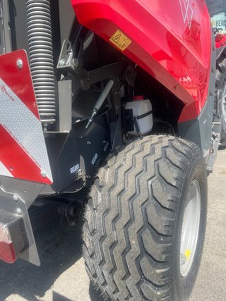 Rotoempacadora Massey Ferguson RB.4160V