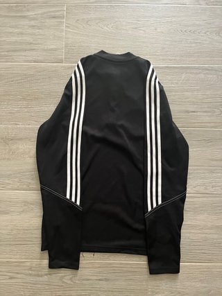 Sudadera Adidas negra con cremallera