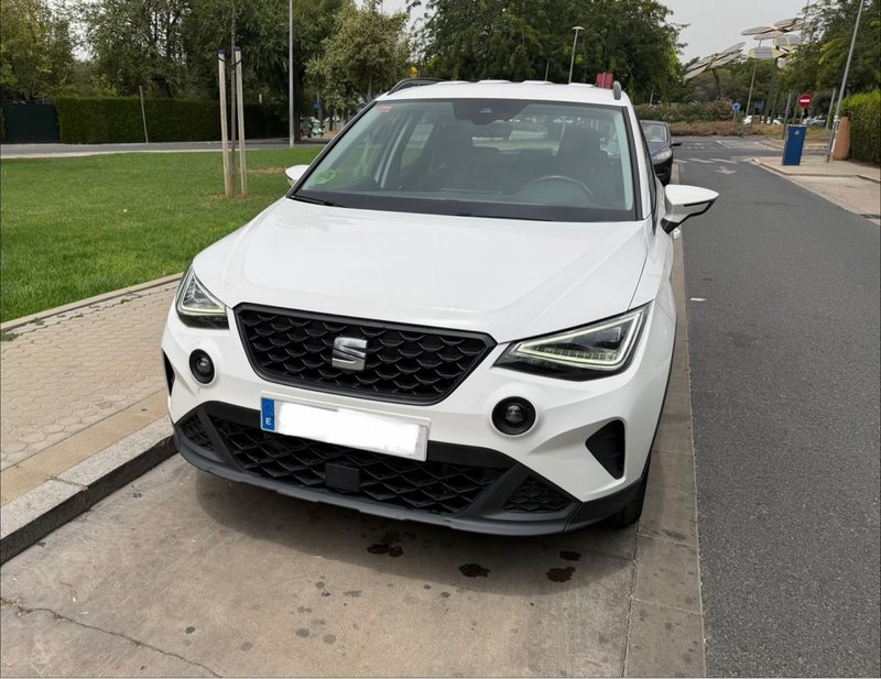 SEAT Arona 1.0 TSI STYLE 2022 - foto 1