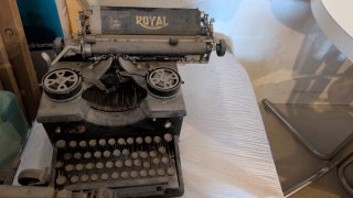 Máquina de escribir Royal antigua