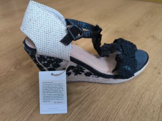Sandalias esparto y encaje Mdarina