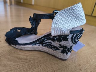 Sandalias esparto y encaje Mdarina