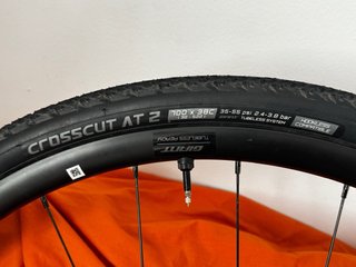 Ruedas Giant Gravel Tubeless Ready