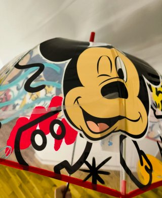 Paraguas Disney Mickey Mouse sin usar