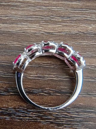 Anillo Oro Blanco 18K (750) Rubíes y Diamantes