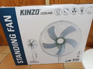2 Ventiladores Kinzo Pie Blanco