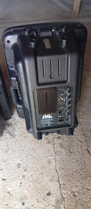 Altavoz AVL 12 Autoamplificado