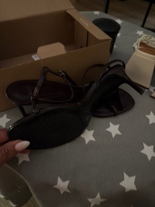 Sandalias MNG burdeos talla 38