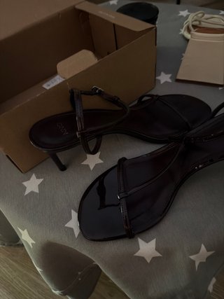 Sandalias MNG burdeos talla 38