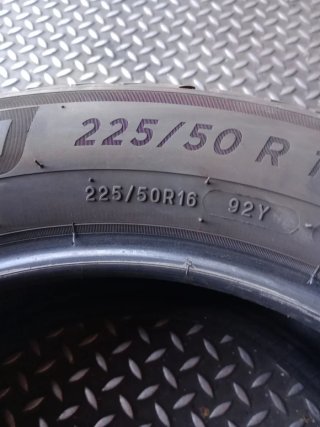 NEUMATICOS 225/50R16 92Y