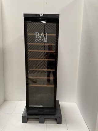 Vinoteca Bai Gorri