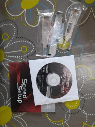 Scheda Video ASUS GeForce GT 210 1GB DDR3