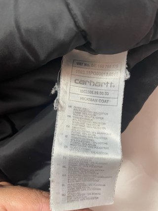 Cazadora Carhartt Negra con Capucha