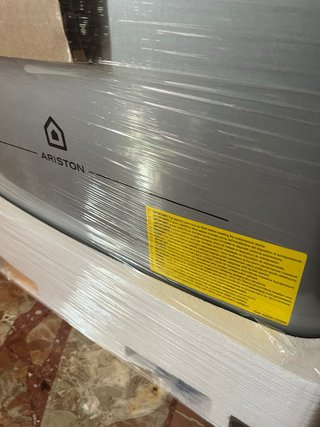 Termo Eléctrico Ariston Velis Wifi 80L