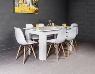 Comedor mesa con 6 sillas blancas