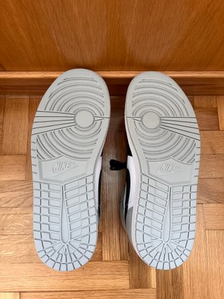 Nike Air Jordan 1 Mid Shadow Gris/Blanco
