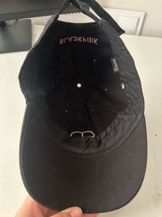 Gorra Blackpink x H&M Negra