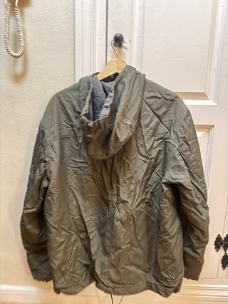 Sudadera Zara Verde con Capucha