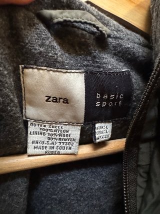 Sudadera Zara Verde con Capucha
