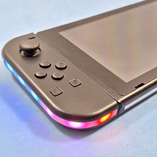 Nintendo Switch + Custodia + Valkyria Chronicles 4
