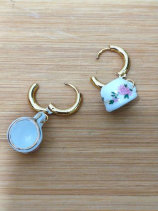 Pendientes Tazas Café Dorados