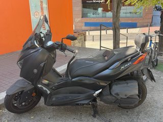 Yamaha XMAX 400cc Negra