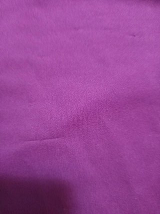 Elegante vestido morado para dama de ho