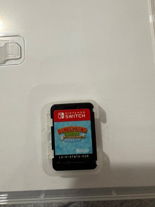 Donkey Kong Country: Tropical Freeze Switch