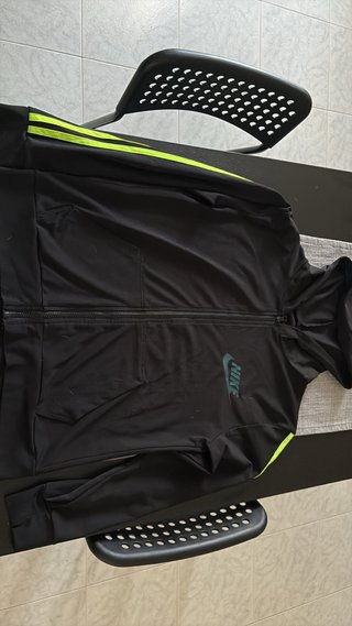 Felpa Nike Donna Nera e Verde