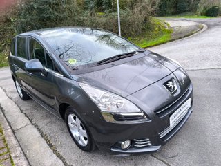 Peugeot 5008 1.6 e-HDI 115cv 7 Plazas 2013