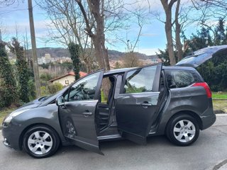 Peugeot 5008 1.6 e-HDI 115cv 7 Plazas 2013