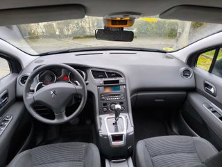 Peugeot 5008 1.6 e-HDI 115cv 7 Plazas 2013