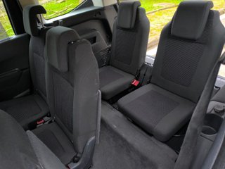 Peugeot 5008 1.6 e-HDI 115cv 7 Plazas 2013