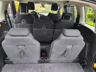 Peugeot 5008 1.6 e-HDI 115cv 7 Plazas 2013