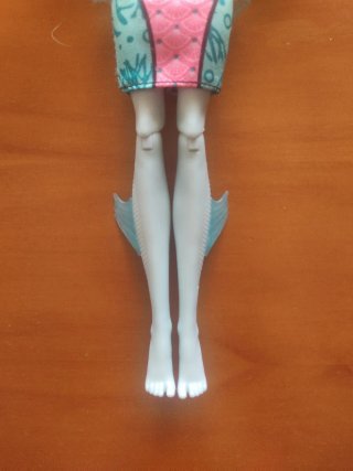 Lagoona Blue Dance The Fright Away.