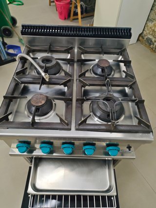 Cocina Industrial MBM 4 Fuegos + Horno