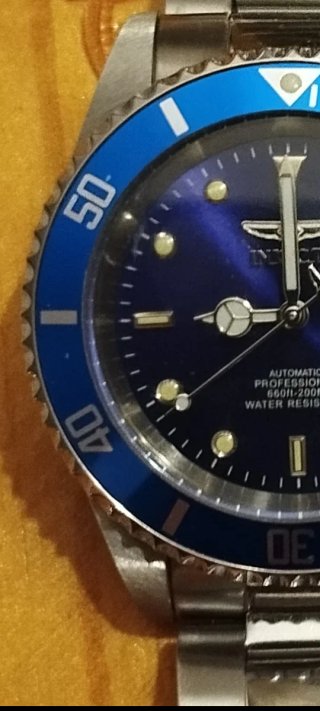 Reloj Invicta Automático Azul y Plateado NH 35 de