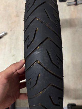 Neumático Brigestone Battlax A41 Delantero