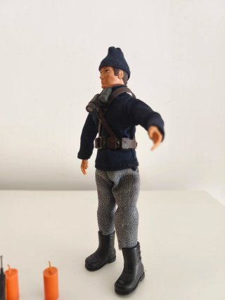 Madelman Guerrillero con accesorios